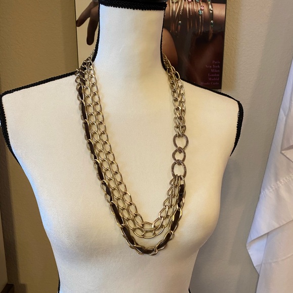 BEAUTIFUL 3 CHAIN BRUSHED GOLD NECKLACE w/ Adjustable Clasp - Picture 1 of 10